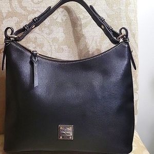 DOONEY & BOURKE ELEGANT BLACK LEATHER SHOULDER BAG EUC